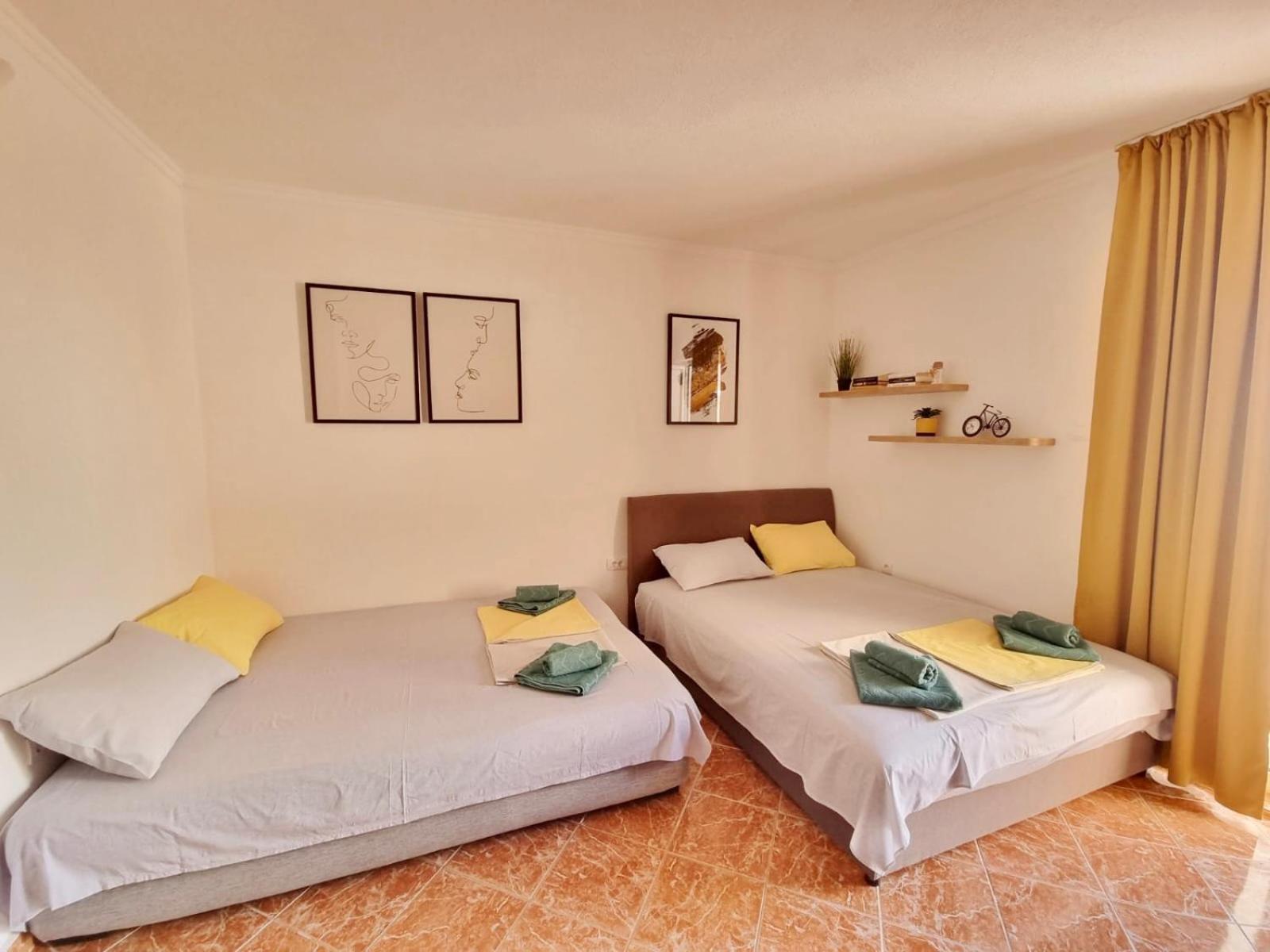 Studio Apartman Na Plazi Rafailovici Exterior foto